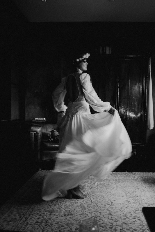 ウェディングダンス — 二人の特別なひととき